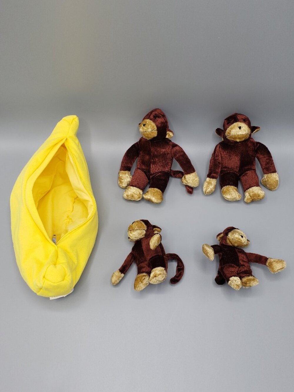 Pier 1 Imports Monkey Family of 4 in Banana Plush Velour Stuffed Animal Toy Set